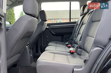 Минивэн Volkswagen Touran 2005 в 