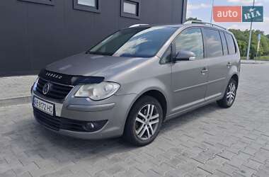 Минивэн Volkswagen Touran 2007 в Вапнярке