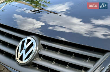 Минивэн Volkswagen Touran 2005 в 