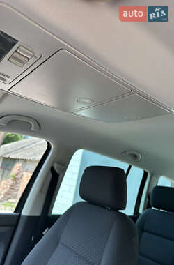 Минивэн Volkswagen Touran 2006 в 