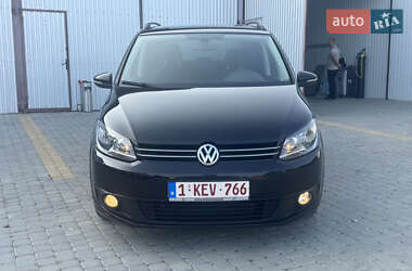 Минивэн Volkswagen Touran 2014 в 