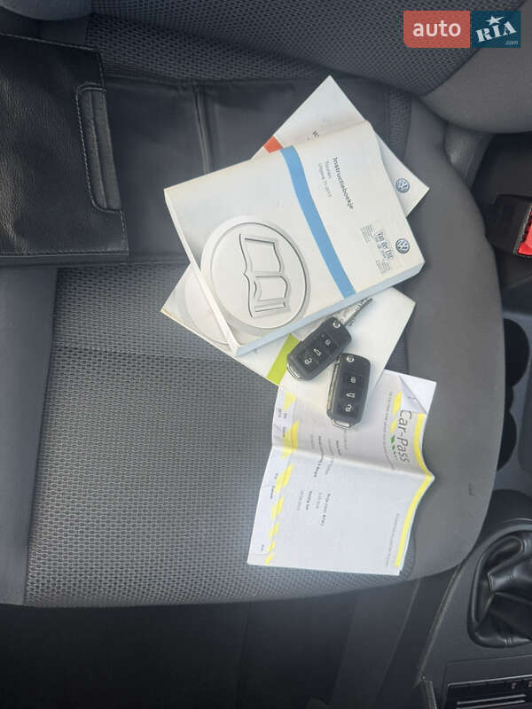 Минивэн Volkswagen Touran 2014 в Коломые