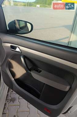 Минивэн Volkswagen Touran 2010 в 