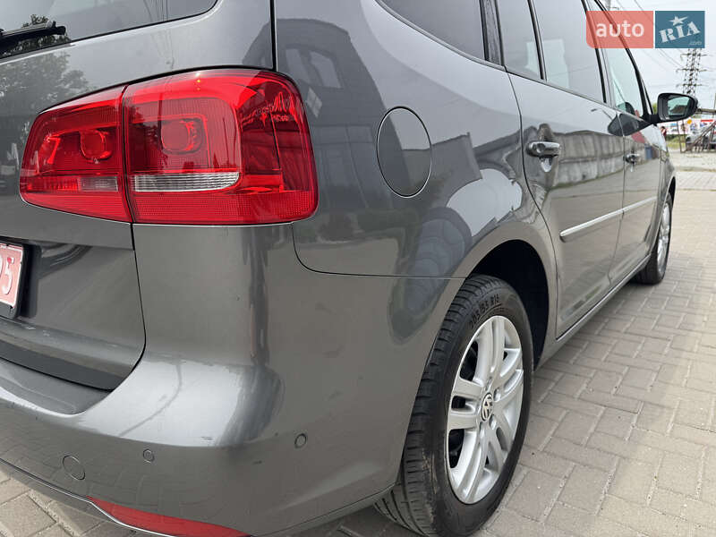 Минивэн Volkswagen Touran 2011 в Белой Церкви