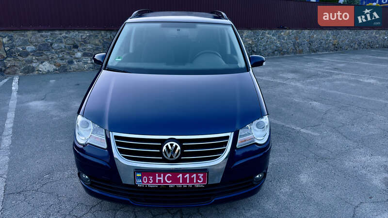 Минивэн Volkswagen Touran 2008 в Шепетовке