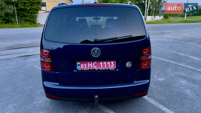 Минивэн Volkswagen Touran 2008 в Шепетовке