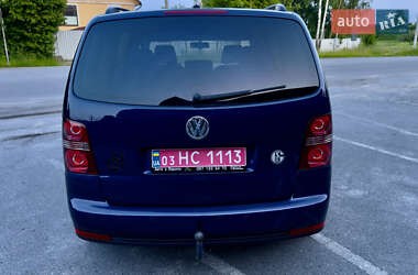 Минивэн Volkswagen Touran 2008 в 