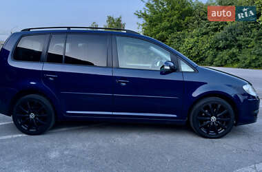 Минивэн Volkswagen Touran 2008 в 