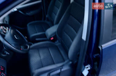 Минивэн Volkswagen Touran 2008 в 