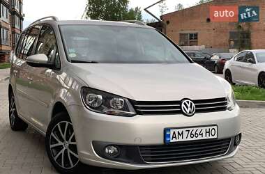 Минивэн Volkswagen Touran 2010 в Житомире
