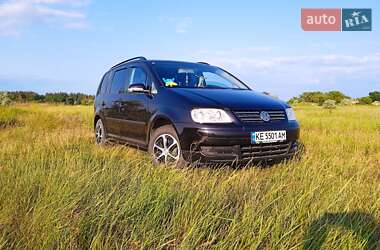 Минивэн Volkswagen Touran 2003 в Днепре