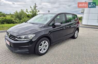 Мікровен Volkswagen Touran 2018 в Стрию