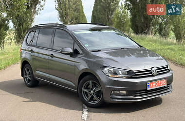 Микровэн Volkswagen Touran 2016 в Барышевке