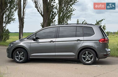 Микровэн Volkswagen Touran 2016 в 