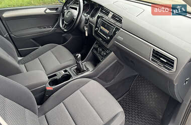 Микровэн Volkswagen Touran 2016 в 