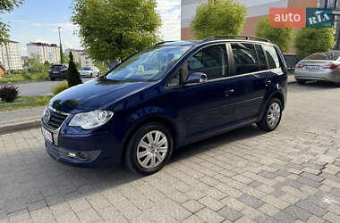 Минивэн Volkswagen Touran 2007 в Ивано-Франковске