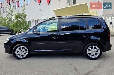 Минивэн Volkswagen Touran 2009 в 