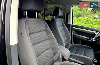 Минивэн Volkswagen Touran 2009 в 