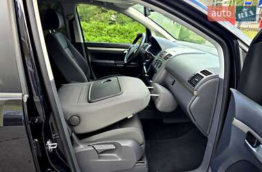 Минивэн Volkswagen Touran 2009 в 