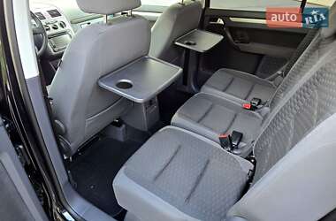 Минивэн Volkswagen Touran 2009 в 