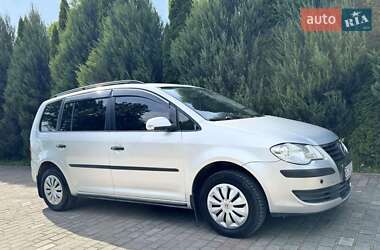 Минивэн Volkswagen Touran 2008 в Самборе