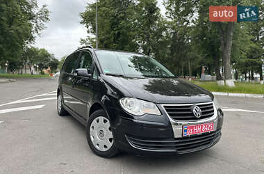 Минивэн Volkswagen Touran 2008 в 