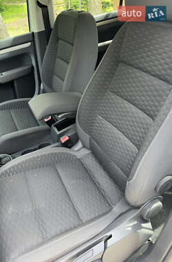 Минивэн Volkswagen Touran 2007 в 