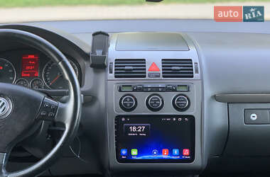 Минивэн Volkswagen Touran 2007 в 