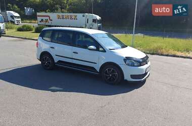 Мінівен Volkswagen Touran 2014 в Ужгороді