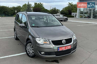Мінівен Volkswagen Touran 2009 в Полтаві