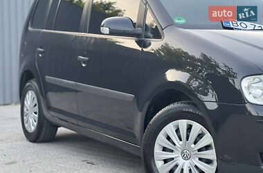 Минивэн Volkswagen Touran 2005 в 