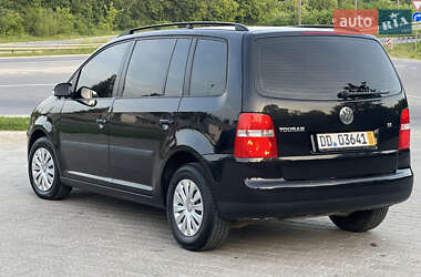 Минивэн Volkswagen Touran 2005 в 
