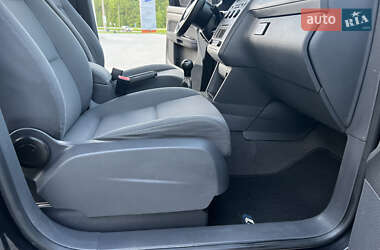 Минивэн Volkswagen Touran 2005 в 