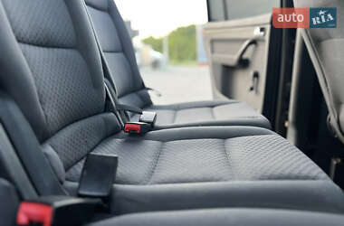 Минивэн Volkswagen Touran 2005 в 
