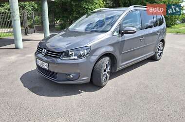 Мінівен Volkswagen Touran 2015 в Луцьку