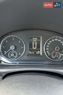 Минивэн Volkswagen Touran 2014 в 