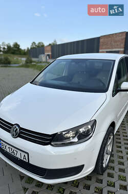 Минивэн Volkswagen Touran 2014 в 