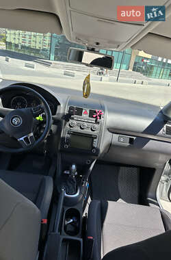 Минивэн Volkswagen Touran 2014 в 