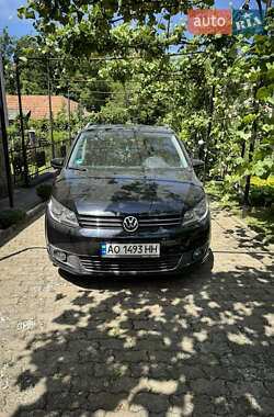 Мінівен Volkswagen Touran 2010 в Поляні