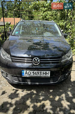 Минивэн Volkswagen Touran 2010 в 