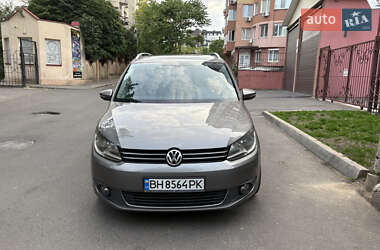 Минивэн Volkswagen Touran 2010 в Одессе