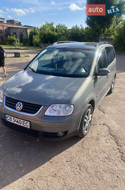 Мінівен Volkswagen Touran 2006 в Чернігові