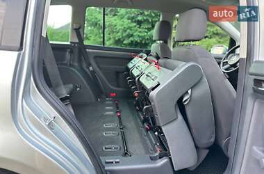 Минивэн Volkswagen Touran 2006 в 