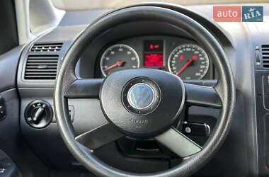 Минивэн Volkswagen Touran 2006 в 
