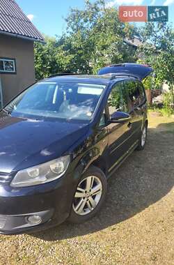 Минивэн Volkswagen Touran 2013 в Стрые