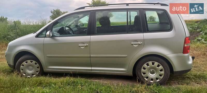 Мінівен Volkswagen Touran 2006 в Білій Церкві