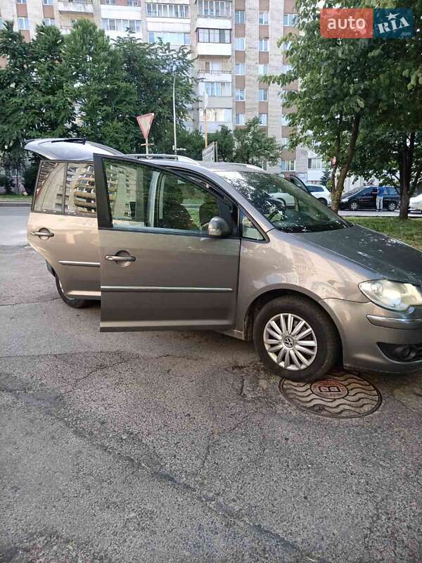 Volkswagen Touran 2008