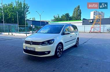 Мінівен Volkswagen Touran 2015 в Харкові