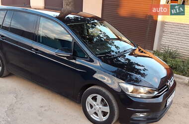 Микровэн Volkswagen Touran 2016 в Львове