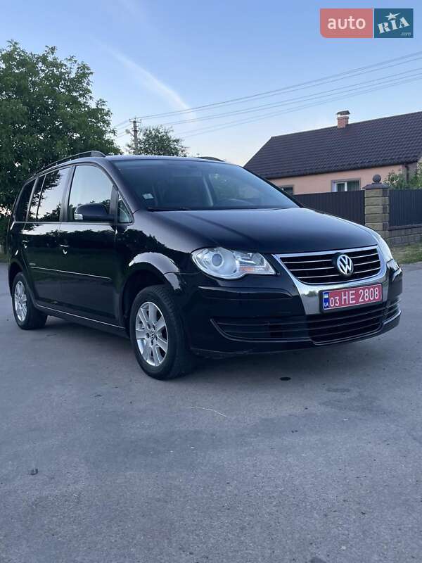 Volkswagen Touran